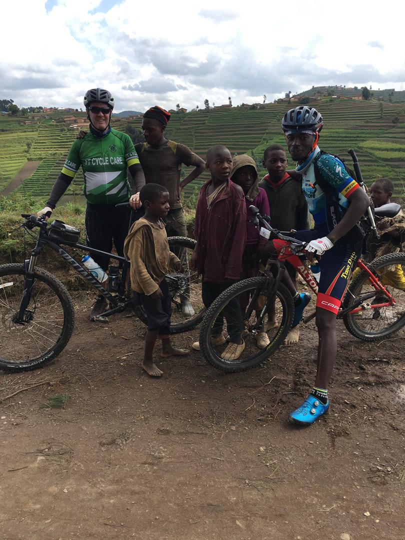 Cycling Around Lake Bunyonyi, Uganda (One day)